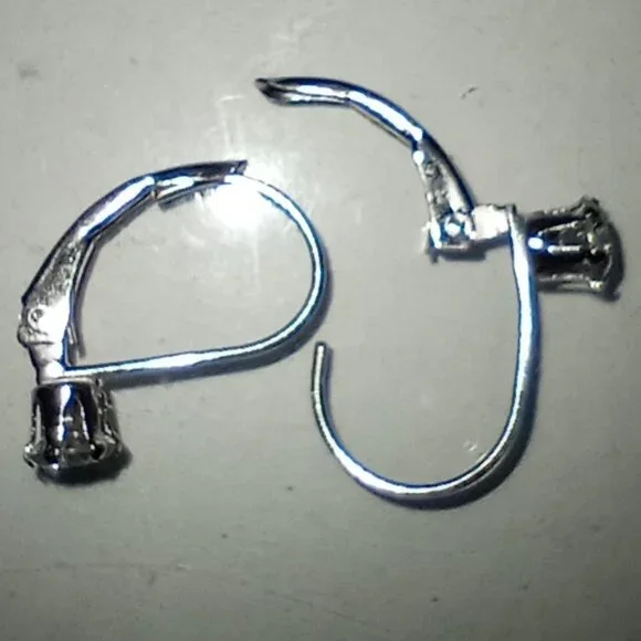 10Kt White Gold White Diamond Leverback Drop Earrings - Picture 4 of 4